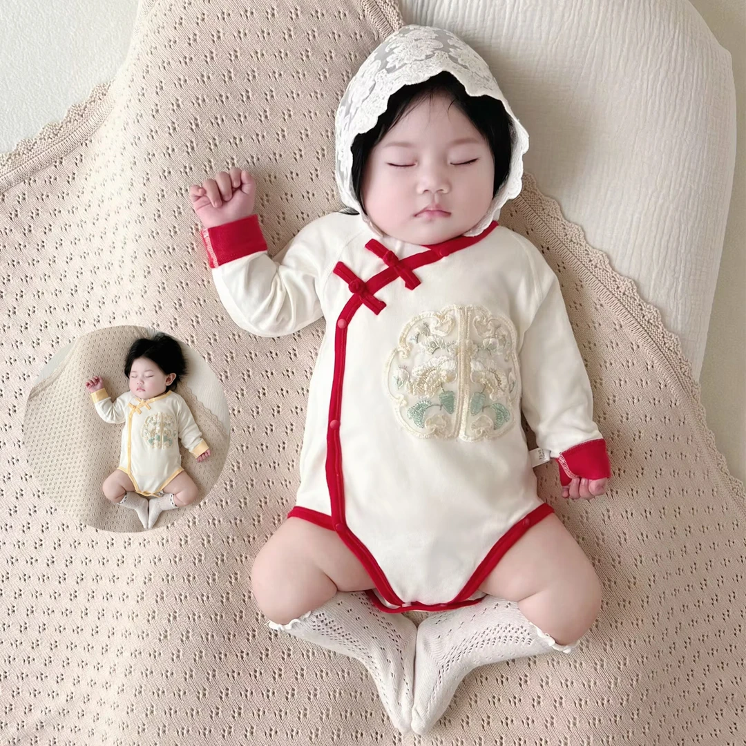 新生儿衣服国风纯棉无骨婴儿服满月服百天春秋婴幼儿哈衣连体衣
