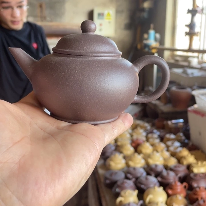 紫砂紫砂水平。  天青泥