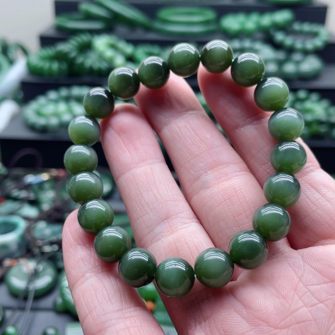 和田玉（碧玉）未镶嵌手链