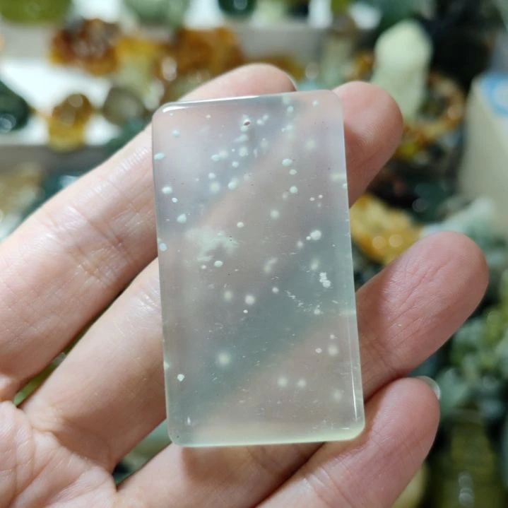 岫玉未镶嵌挂坠款式