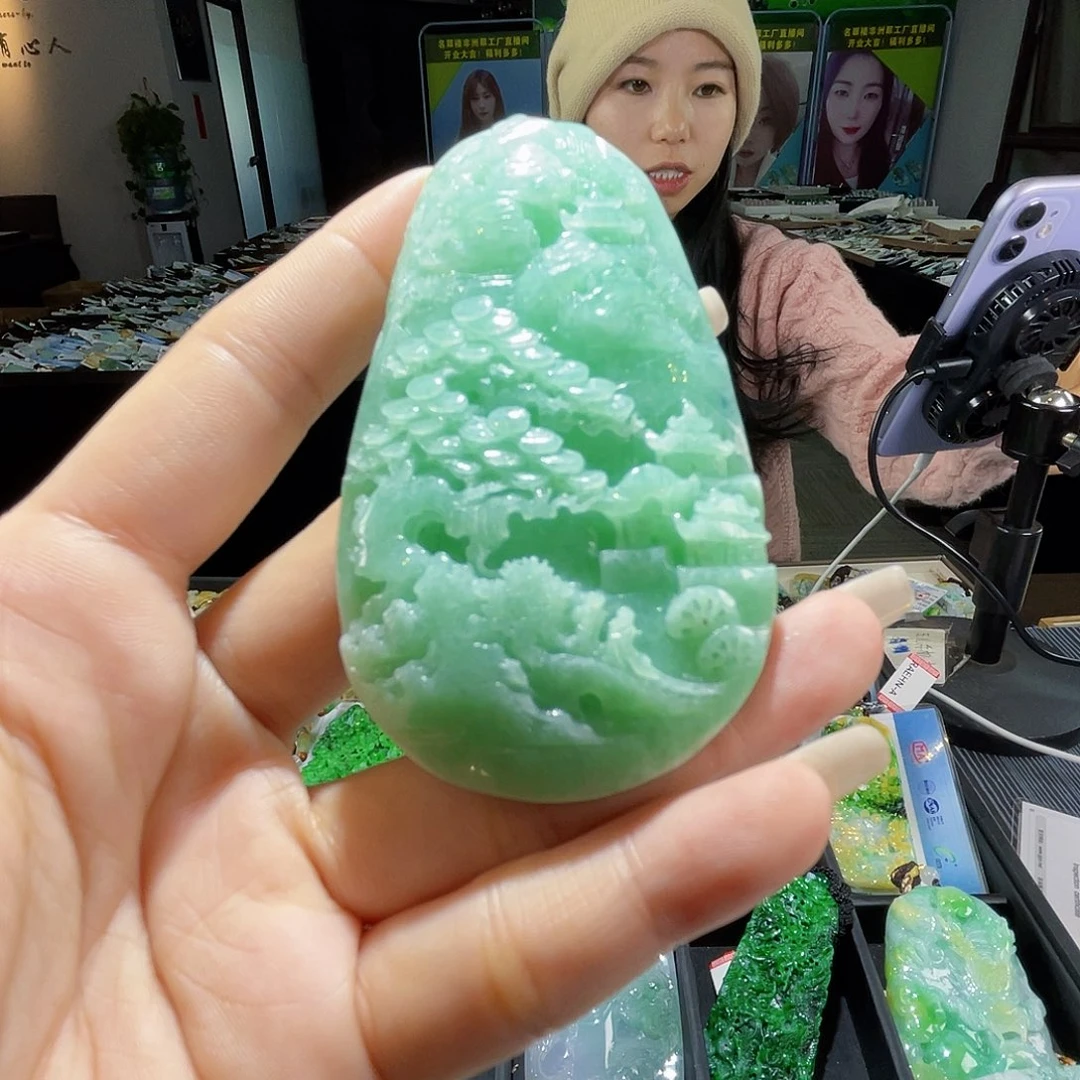 颈饰未镶嵌翡翠一