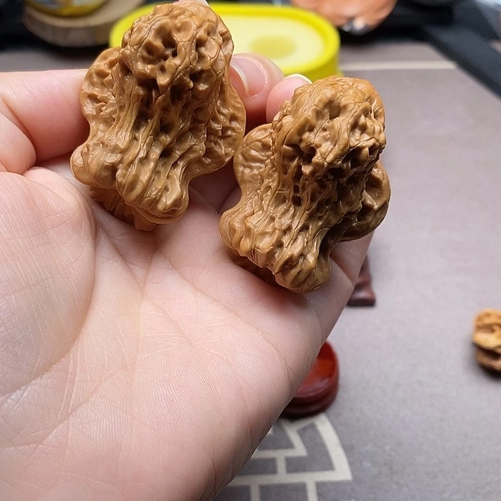 带***黎吊坠文玩核桃文玩核桃