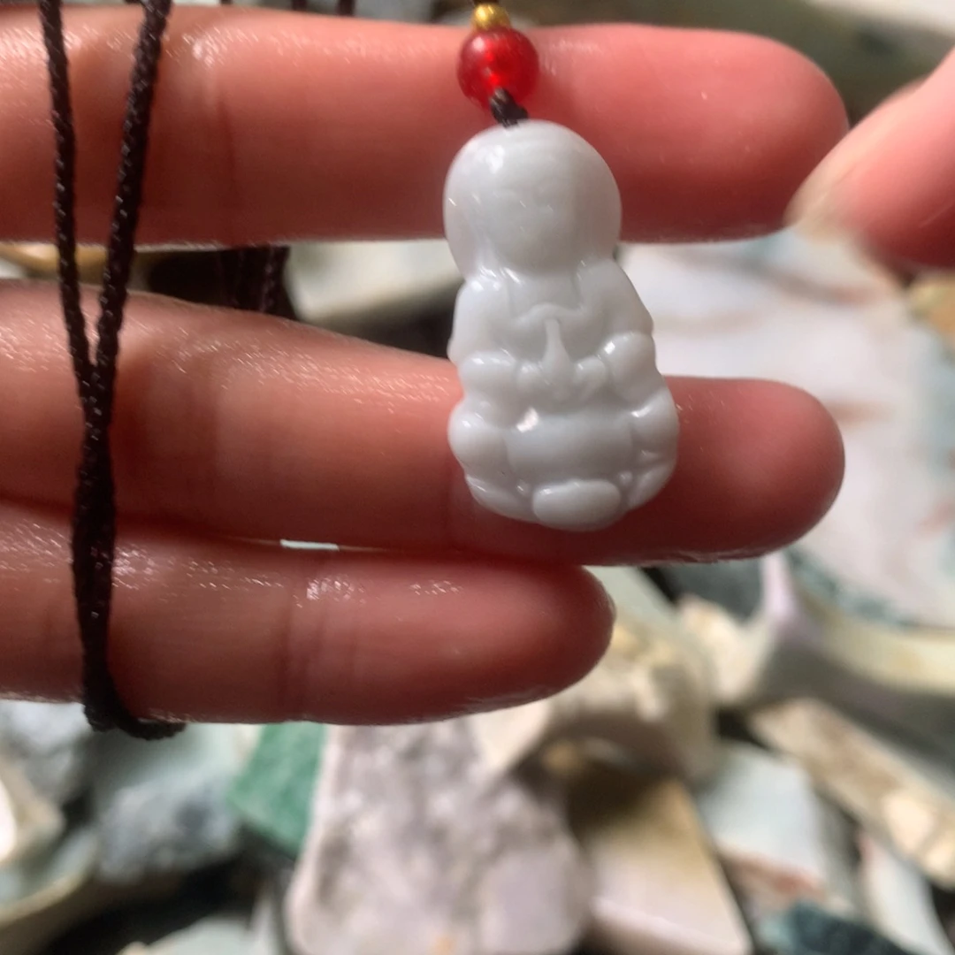 翡翠颈饰未镶嵌缅甸翡翠