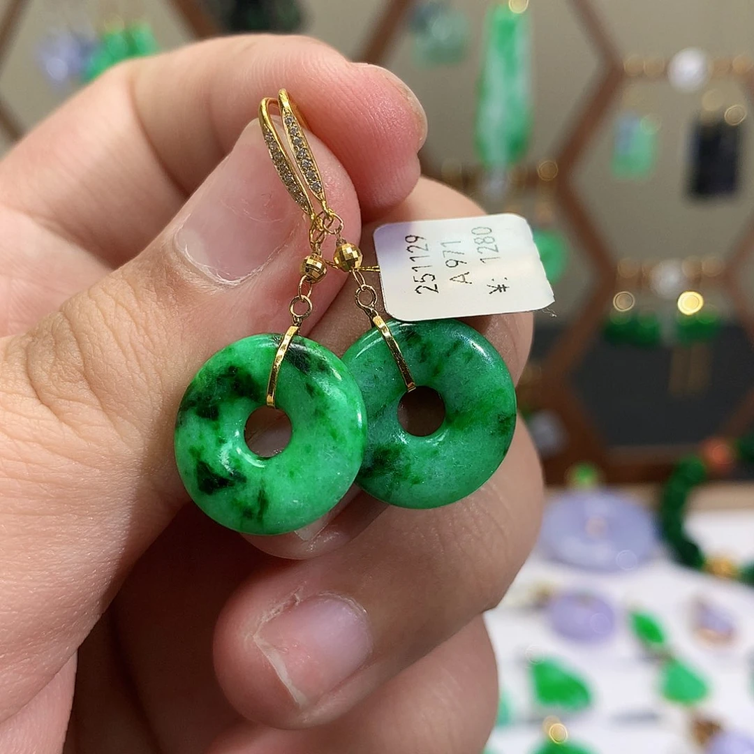 18K金镶嵌翡翠耳饰天然翡翠耳饰