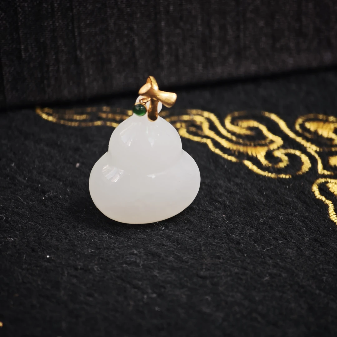晶匠（只卖头货）18k和田玉葫芦吊坠  多样性发一   简约