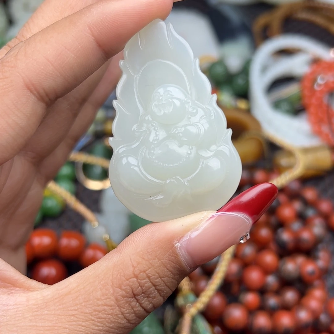 和田玉吊坠未镶嵌