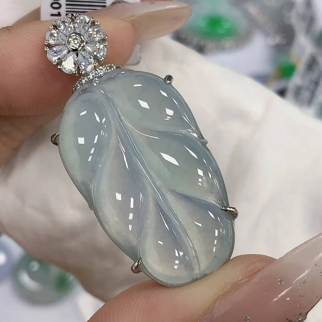 颈饰银S925镶嵌翡翠