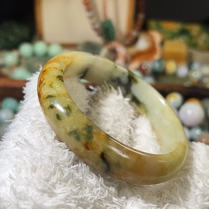 翡翠未镶嵌颈饰55.3，1200