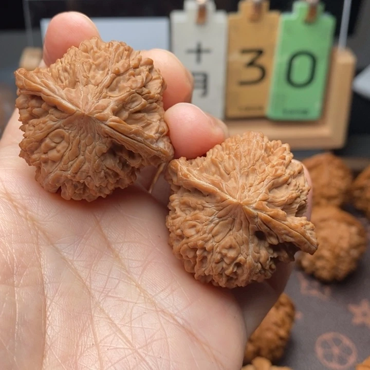 花***@把件文玩核桃满天星42