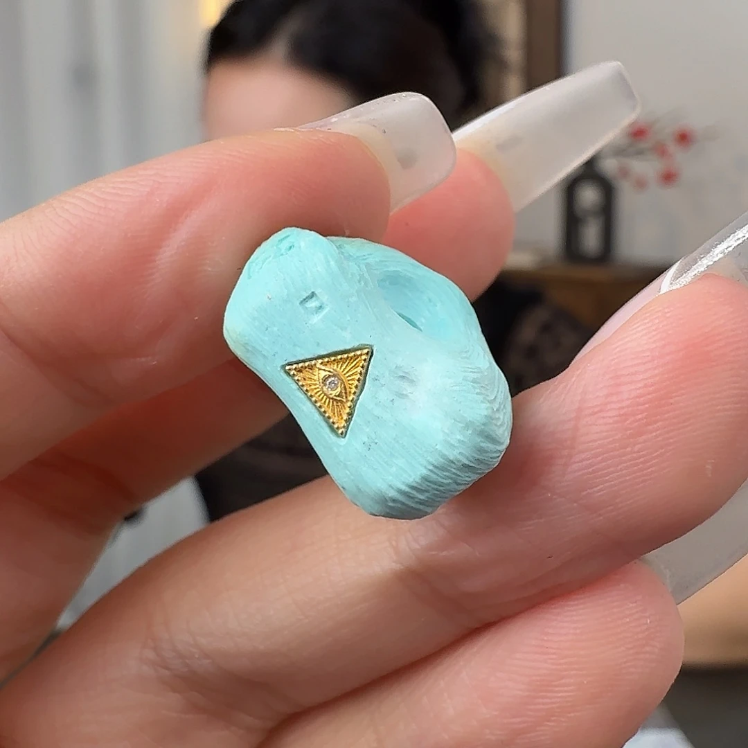 绿松石未镶嵌珠宝奇石