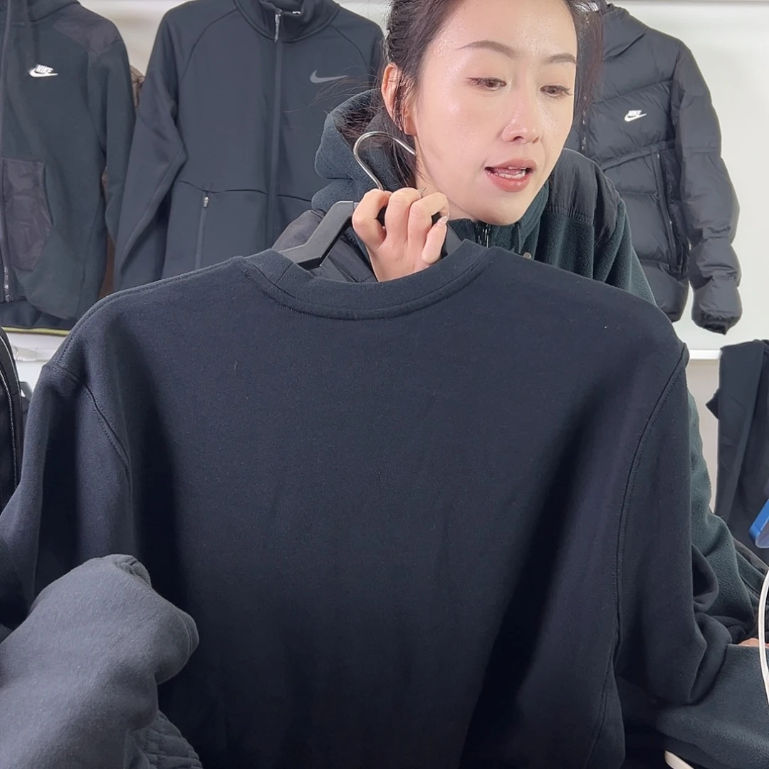 2667黑色卫衣L码130-150斤不退换