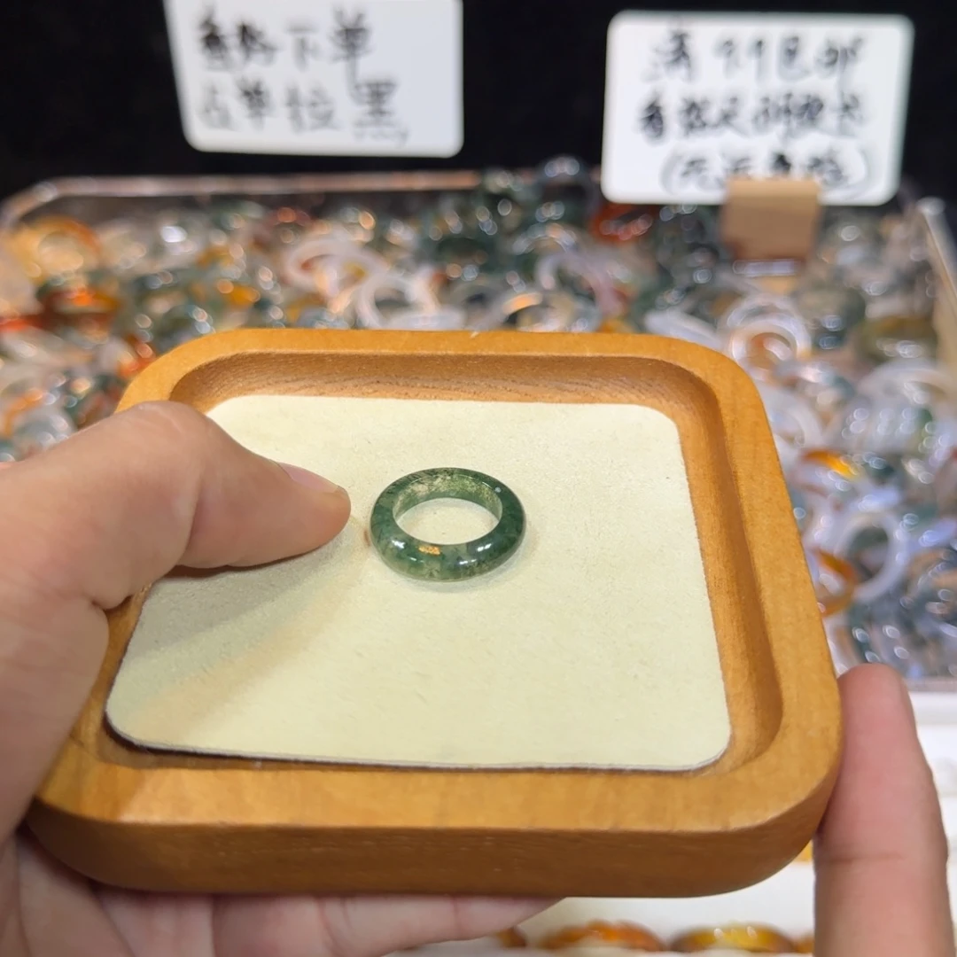 玛瑙/玉髓戒指未镶嵌161号9 圈满9.9包邮有瑕疵