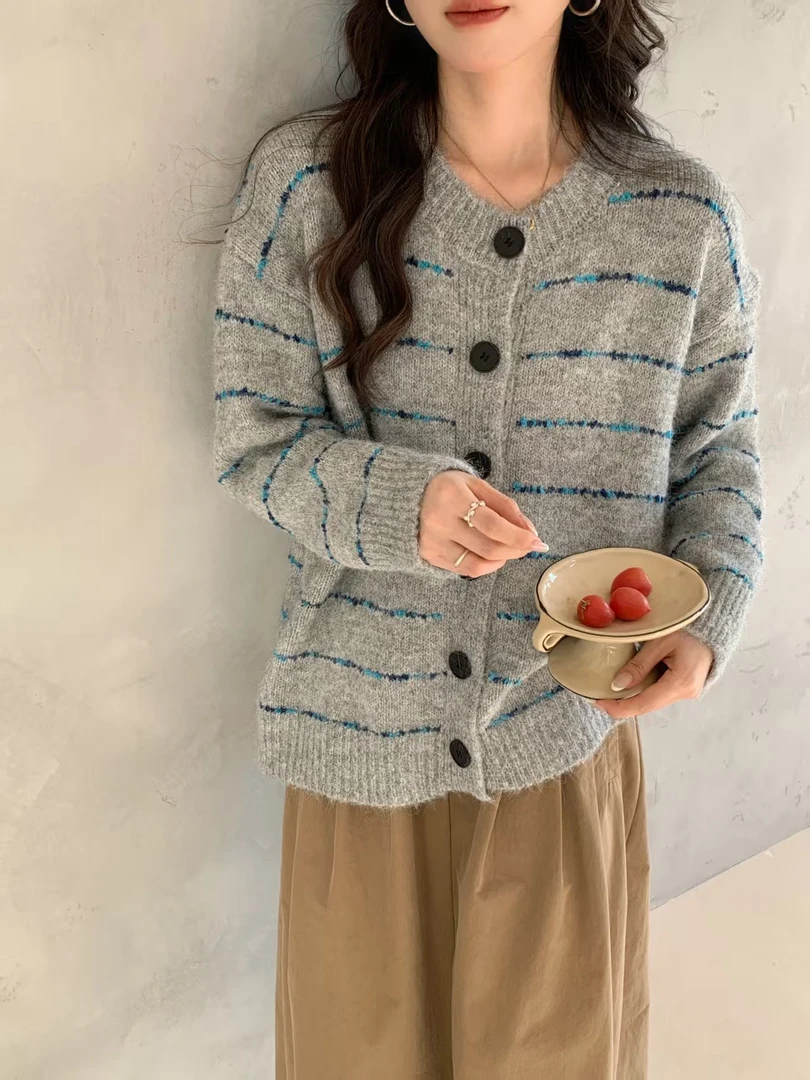 851 针织冬季条纹慵懒风毛针织衫上衣复古韩版女装 F85