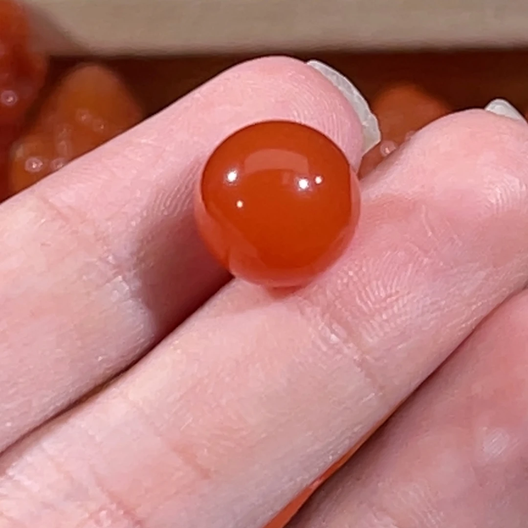 南红玛瑙未镶嵌圆珠10.6mm