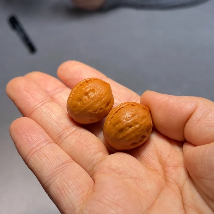 文玩核桃把件小海豚777