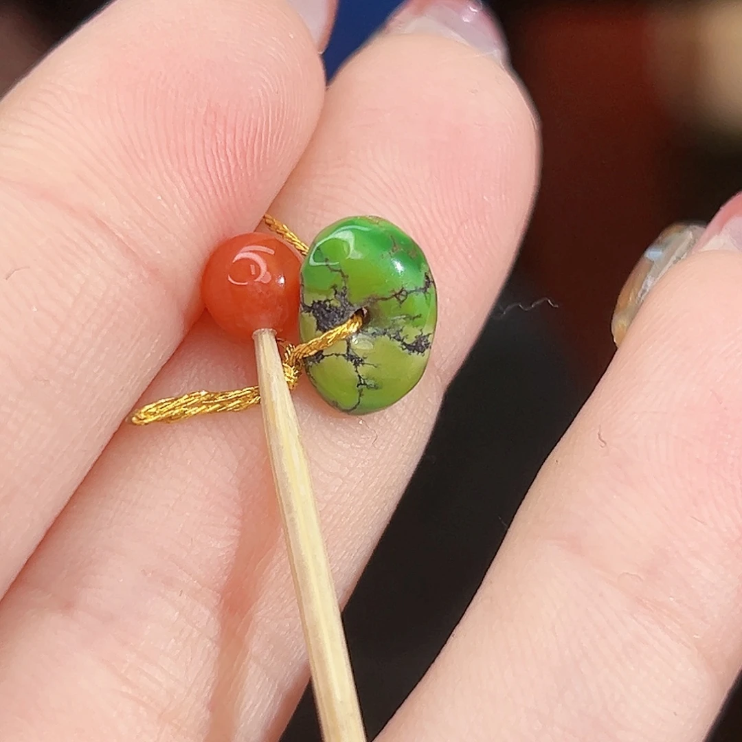 南红玛瑙未镶嵌珠宝奇石