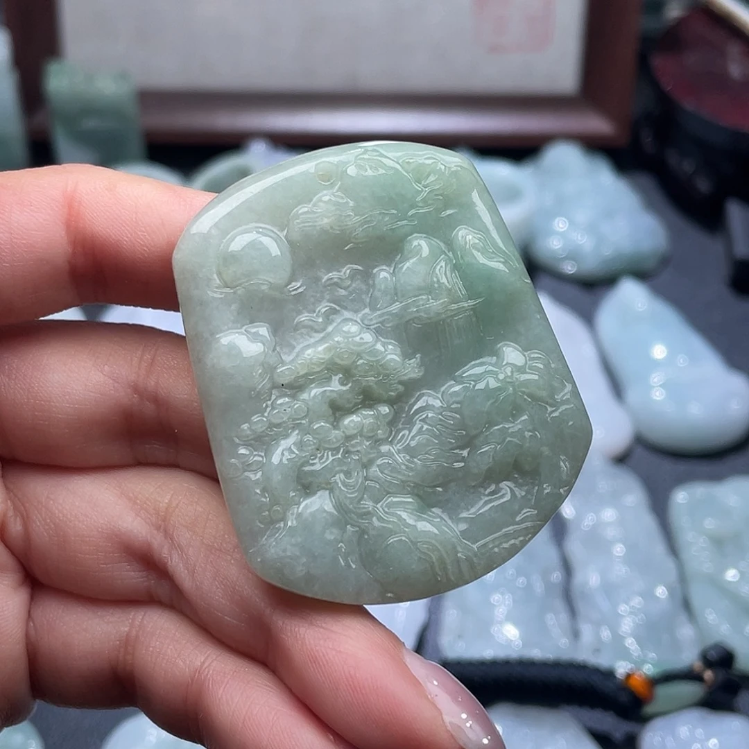 翡翠未镶嵌颈饰翡翠