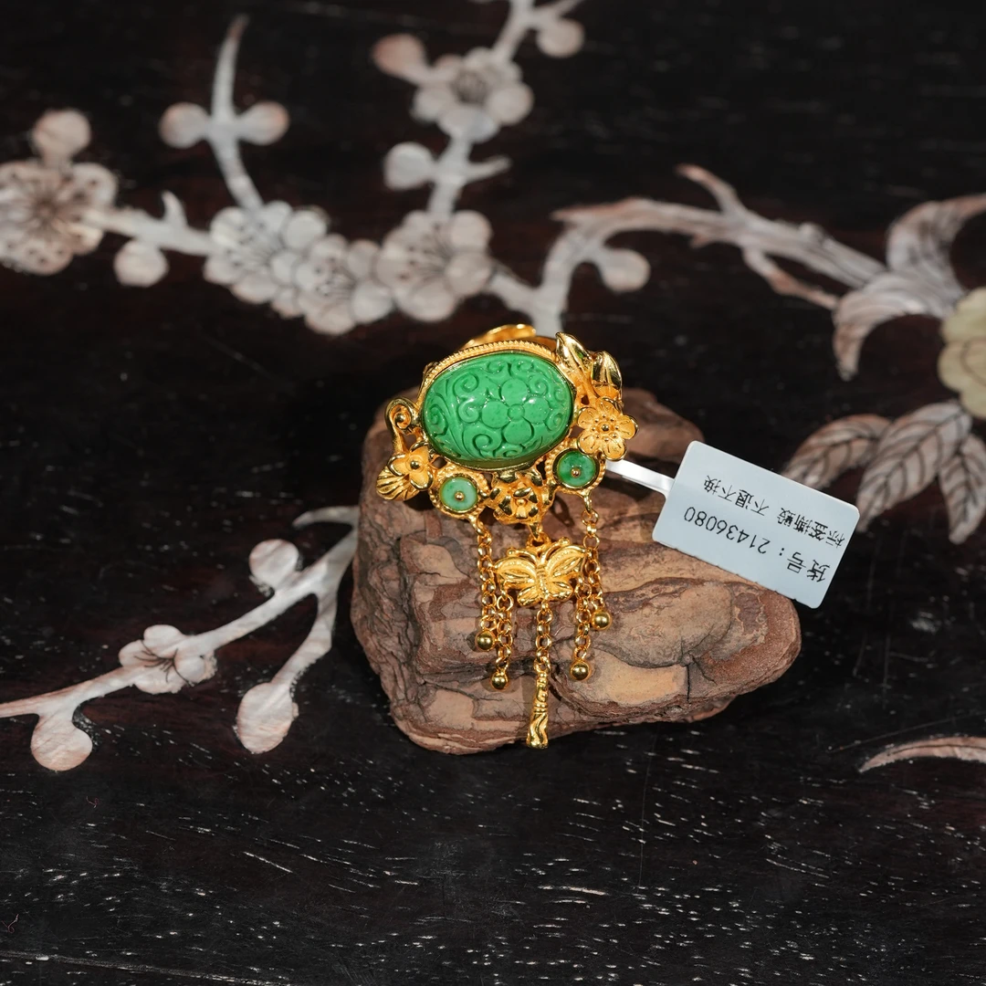 312.20香港王老板-翡翠a货镶嵌戒指3e14