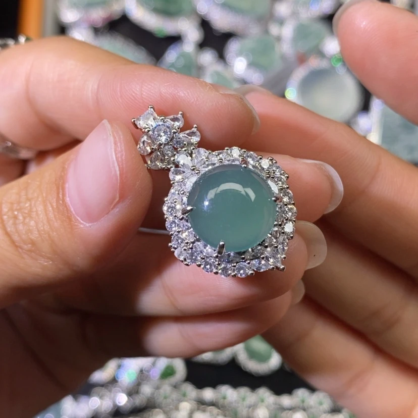 【闪购商品】翡翠颈饰未镶嵌天然