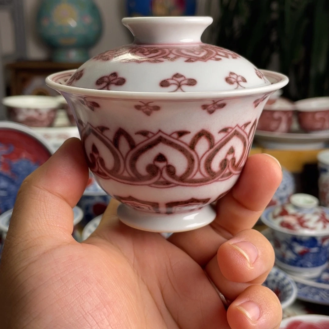 釉里红宝箱盖碗满工