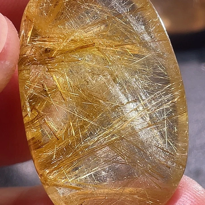 飛***龘未镶嵌颈饰发晶钛