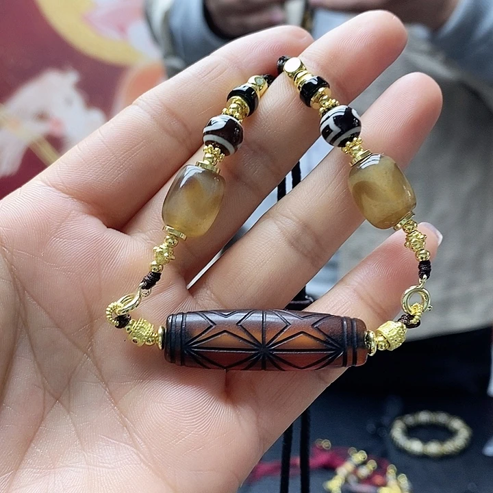 玛瑙/玉髓合金颈饰