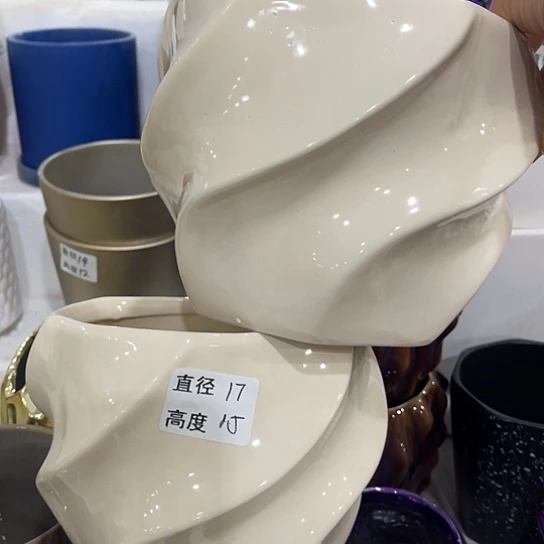 多肉绿植陶瓷花盆9.9包邮，有孔