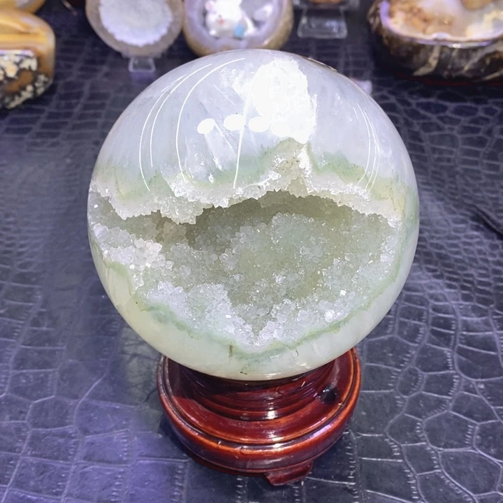 水晶珠宝半成品未镶嵌