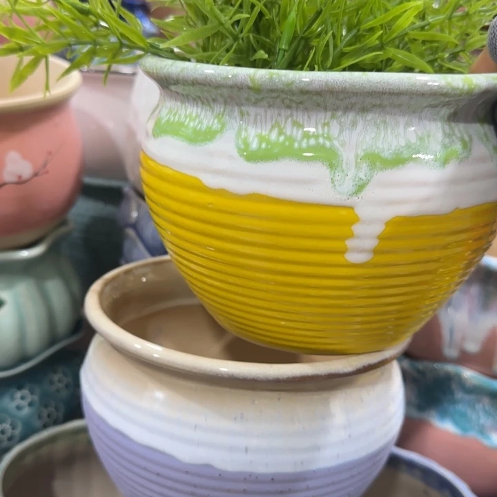 凑9米包邮，有孔，陶瓷花盆