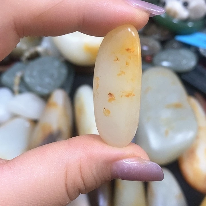 和田玉（糖玉）未镶嵌挂件