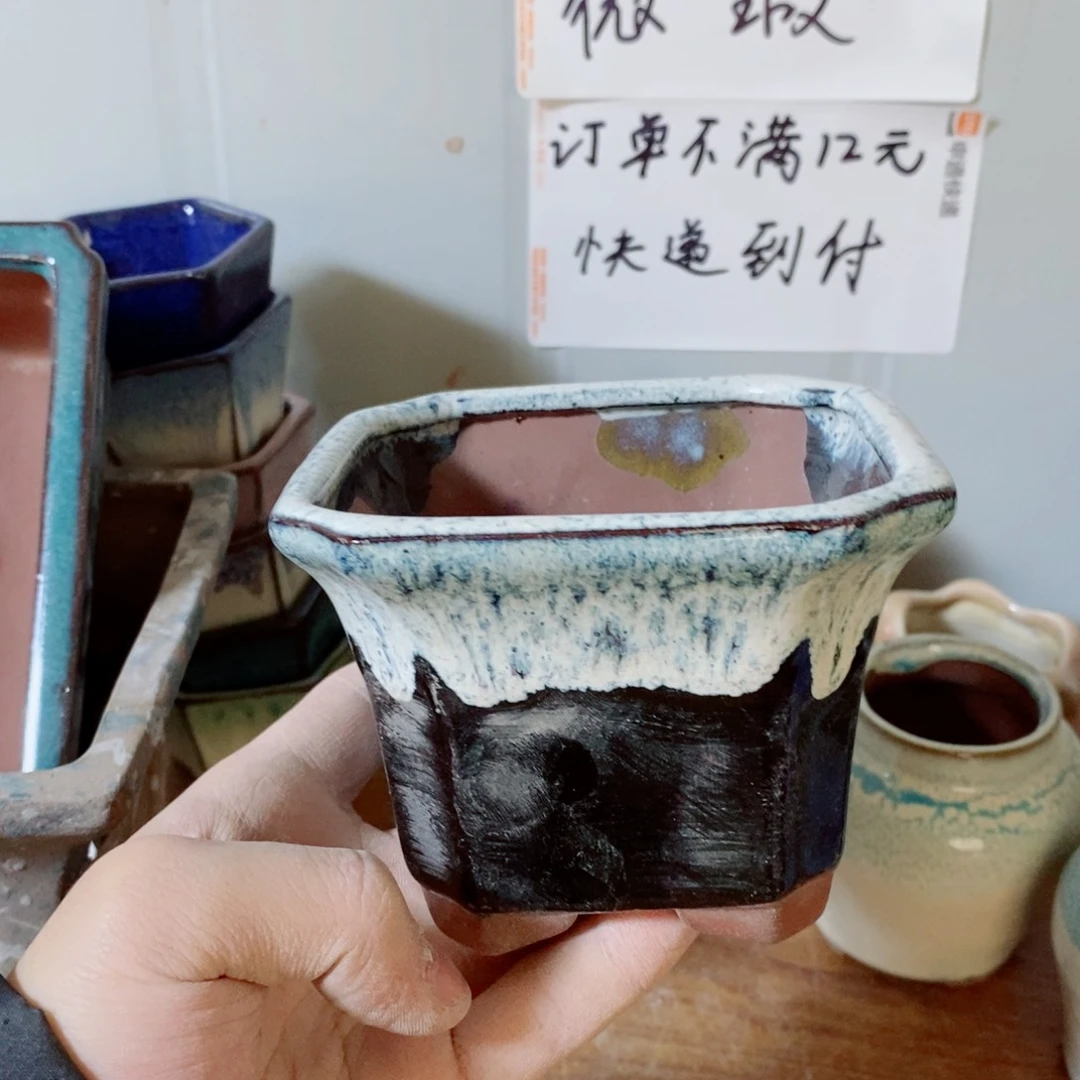 满12包邮，不满12快递到付件