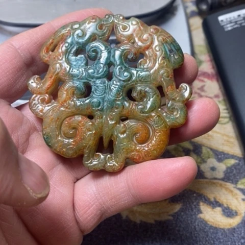 酋*q w er t y ui o p