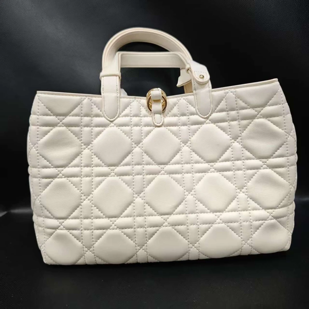 SMVP 高定奢品 时尚潮流打造真皮女士包 0204 白色土著