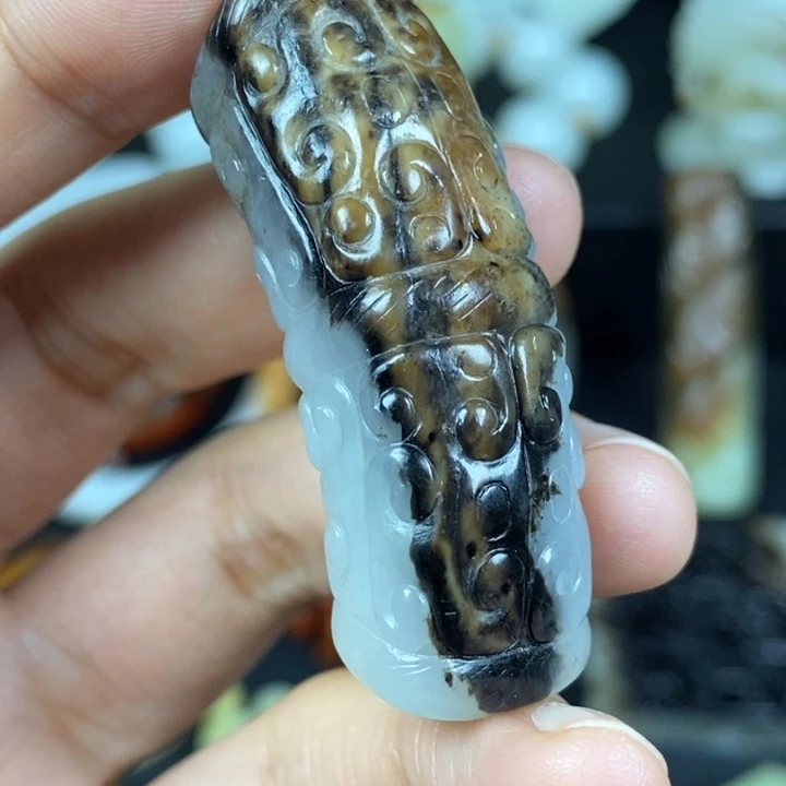 未镶嵌和田玉挂件大**朝