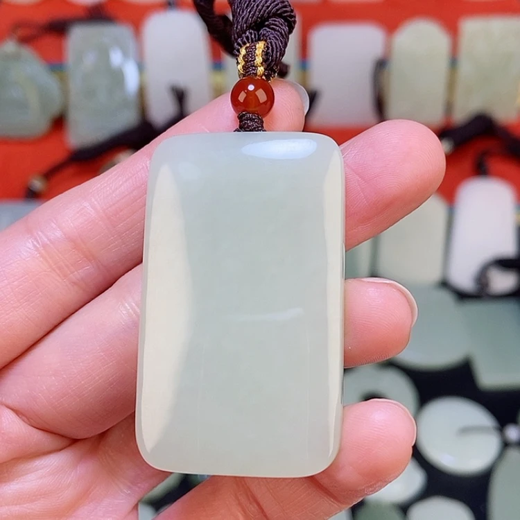 【闪购商品】颈饰未镶嵌和田玉