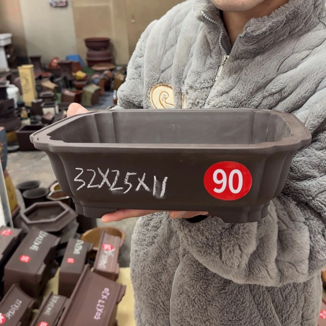 紫砂花盆呜呜呜呜