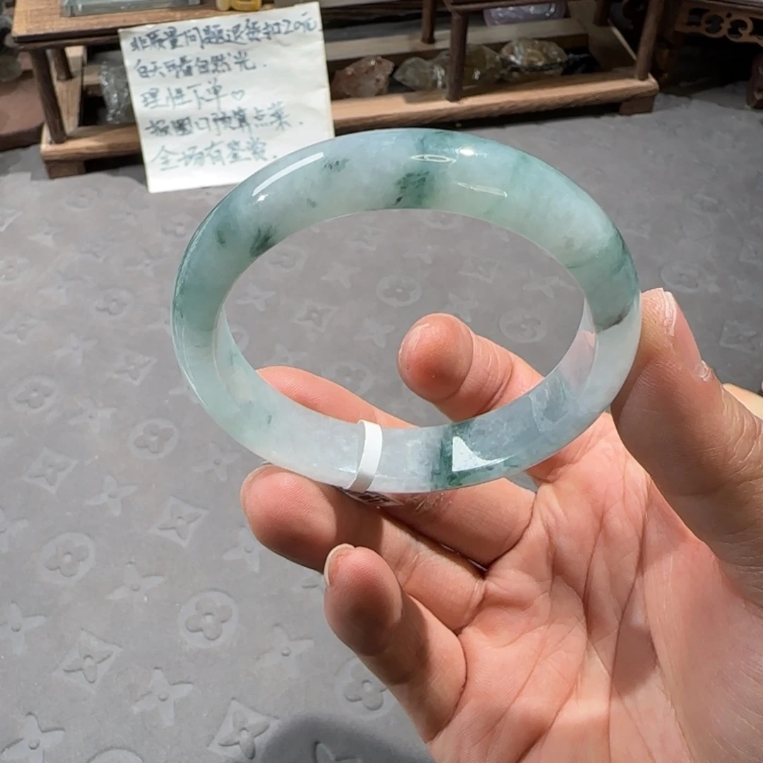 翡翠未镶嵌手镯55圈口