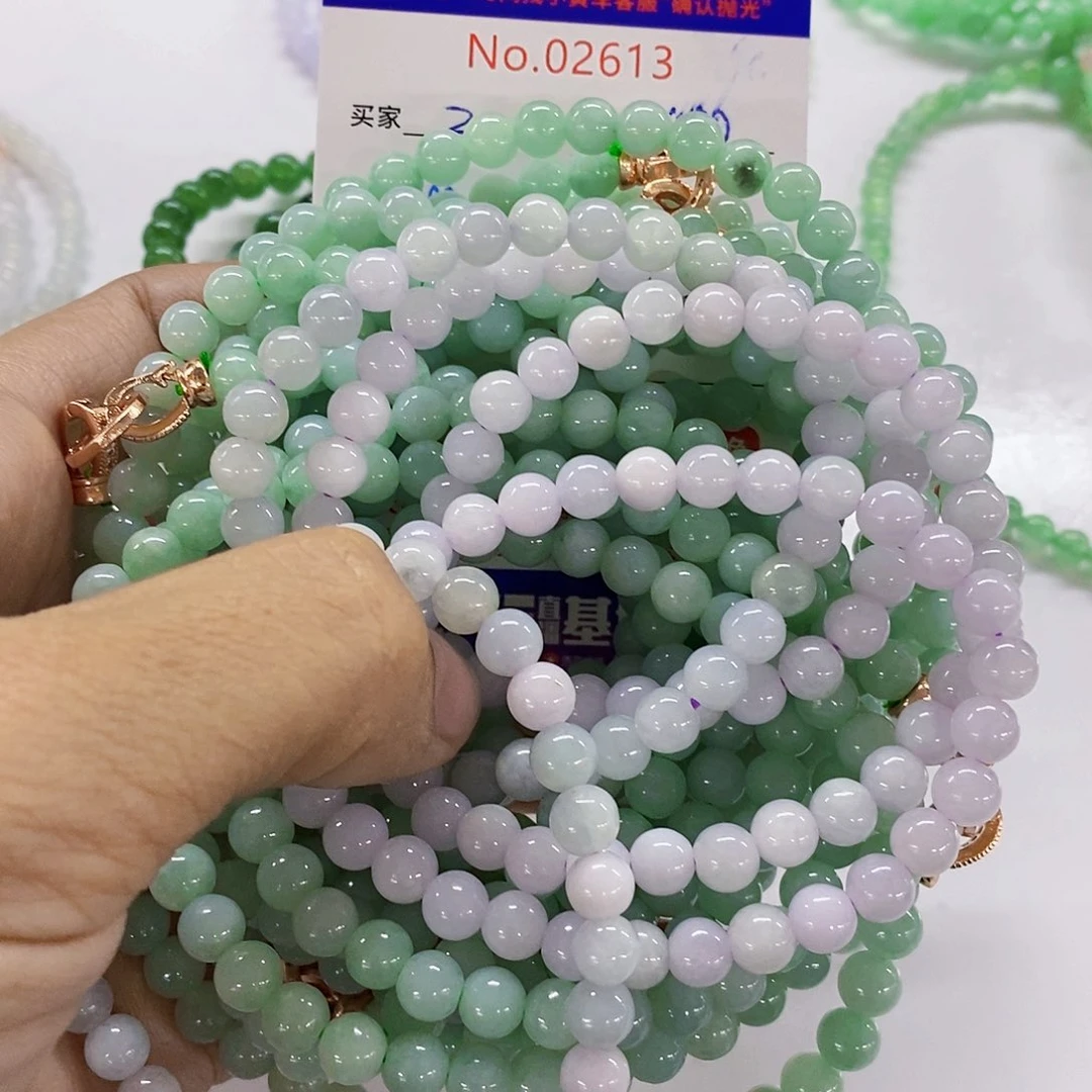 翡翠颈饰未镶嵌z****包