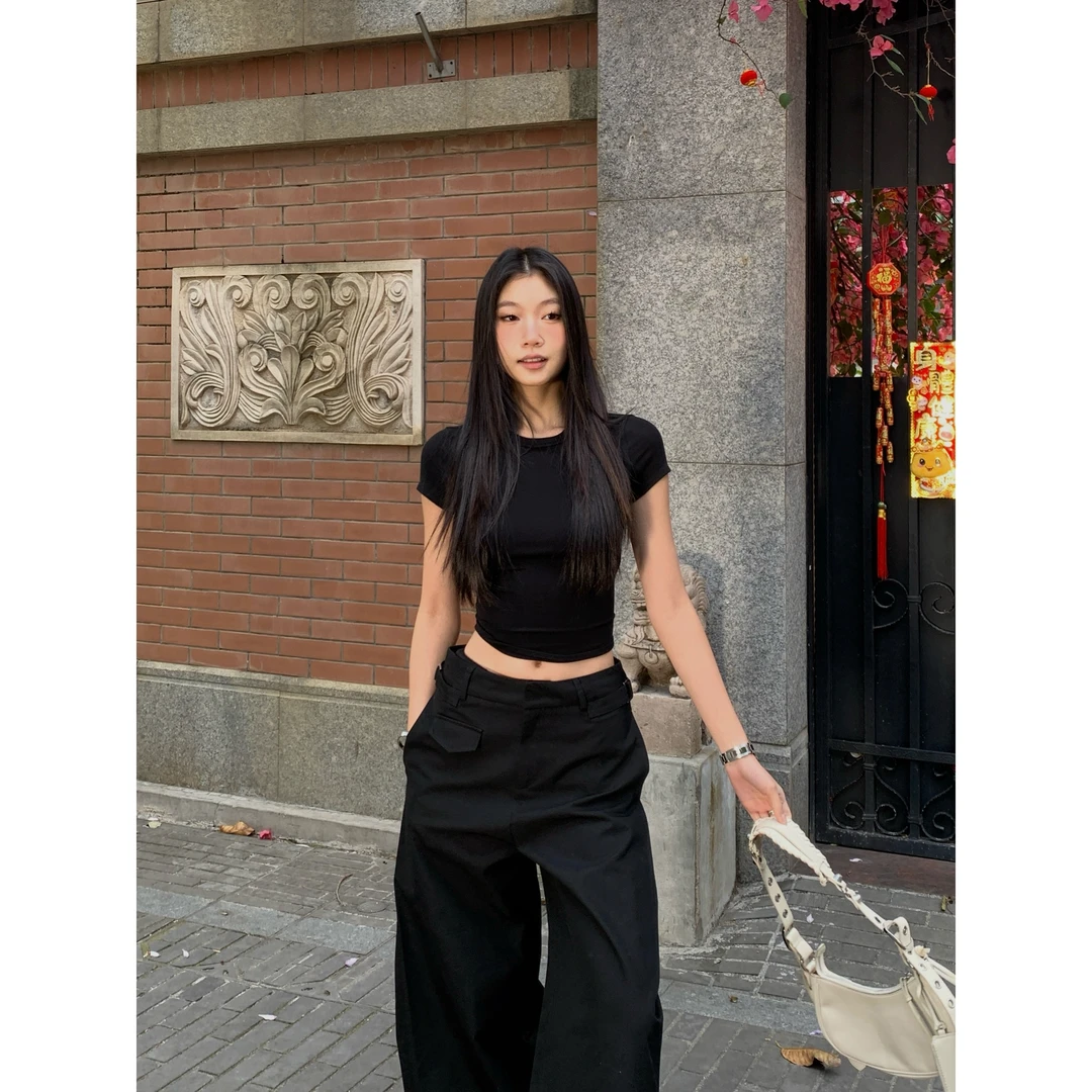 withmin凉皮 倾耳倾听 黑色正肩T恤修身显瘦辣妹风短袖【2522567】