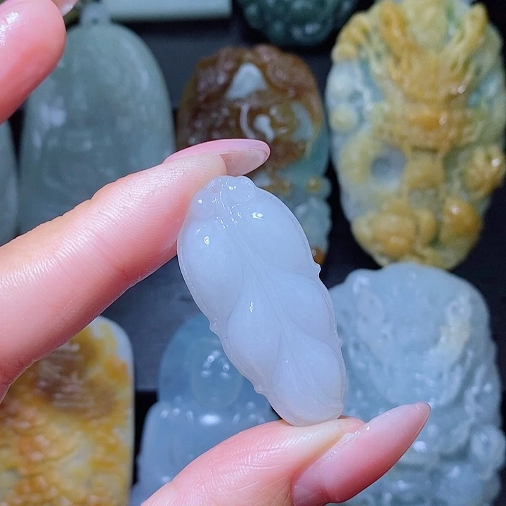 定制翡翠未镶嵌翡翠