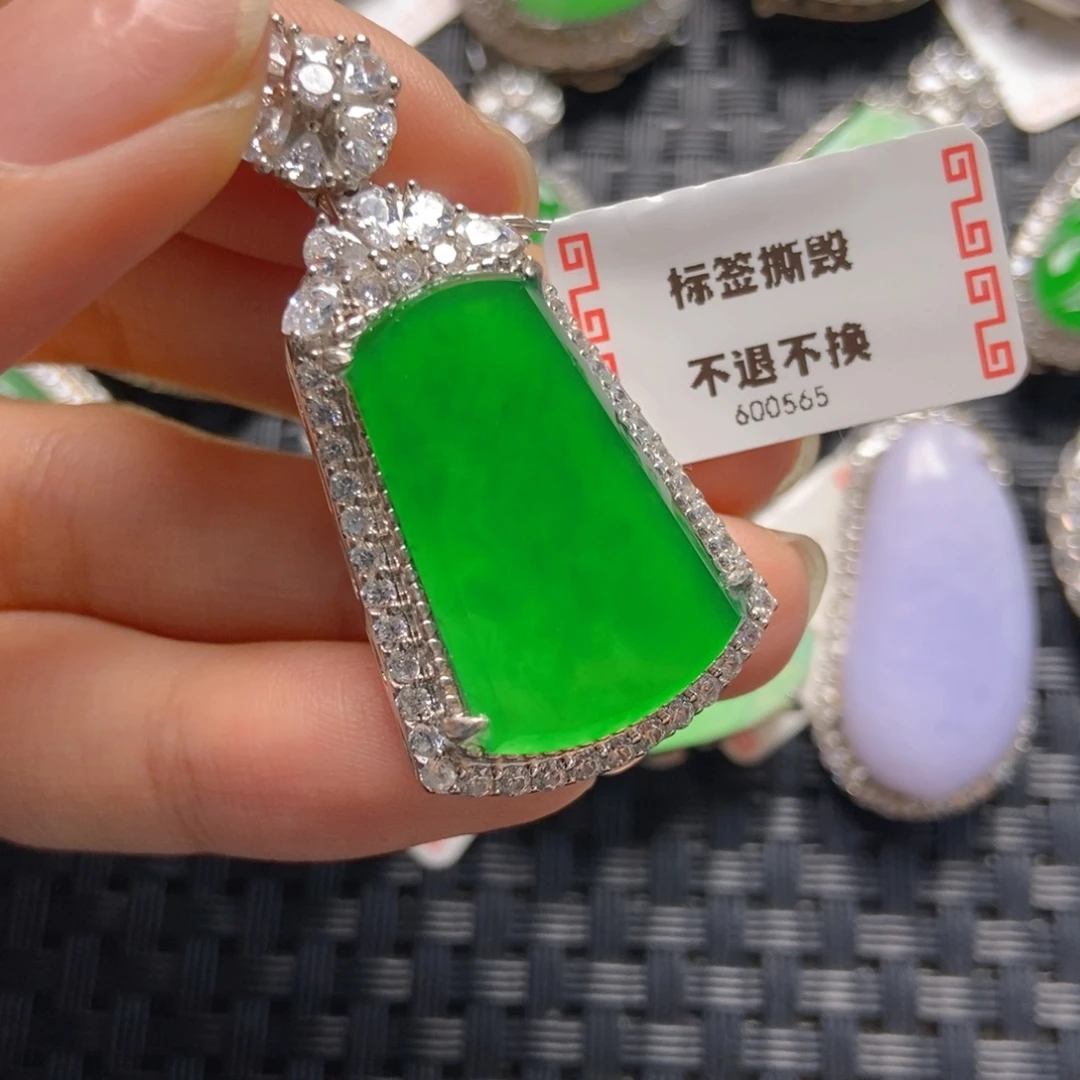 翡翠银S925镶嵌颈饰