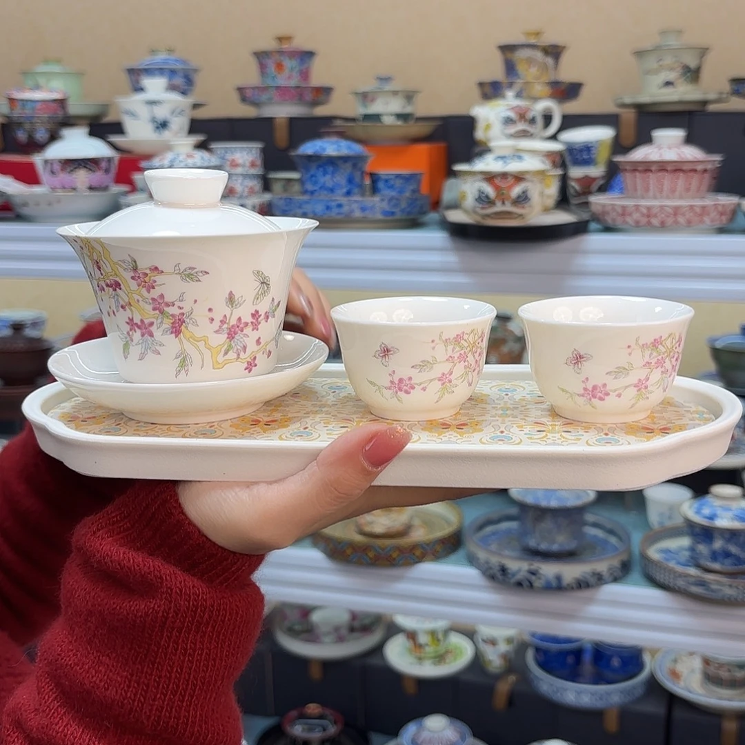 盖碗里的水煮熟后再