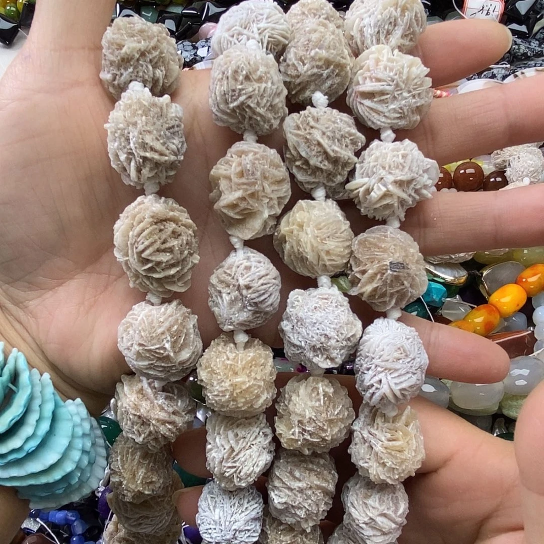 玛瑙/玉髓未镶嵌珠宝半成品卡二十少摸玫瑰一条