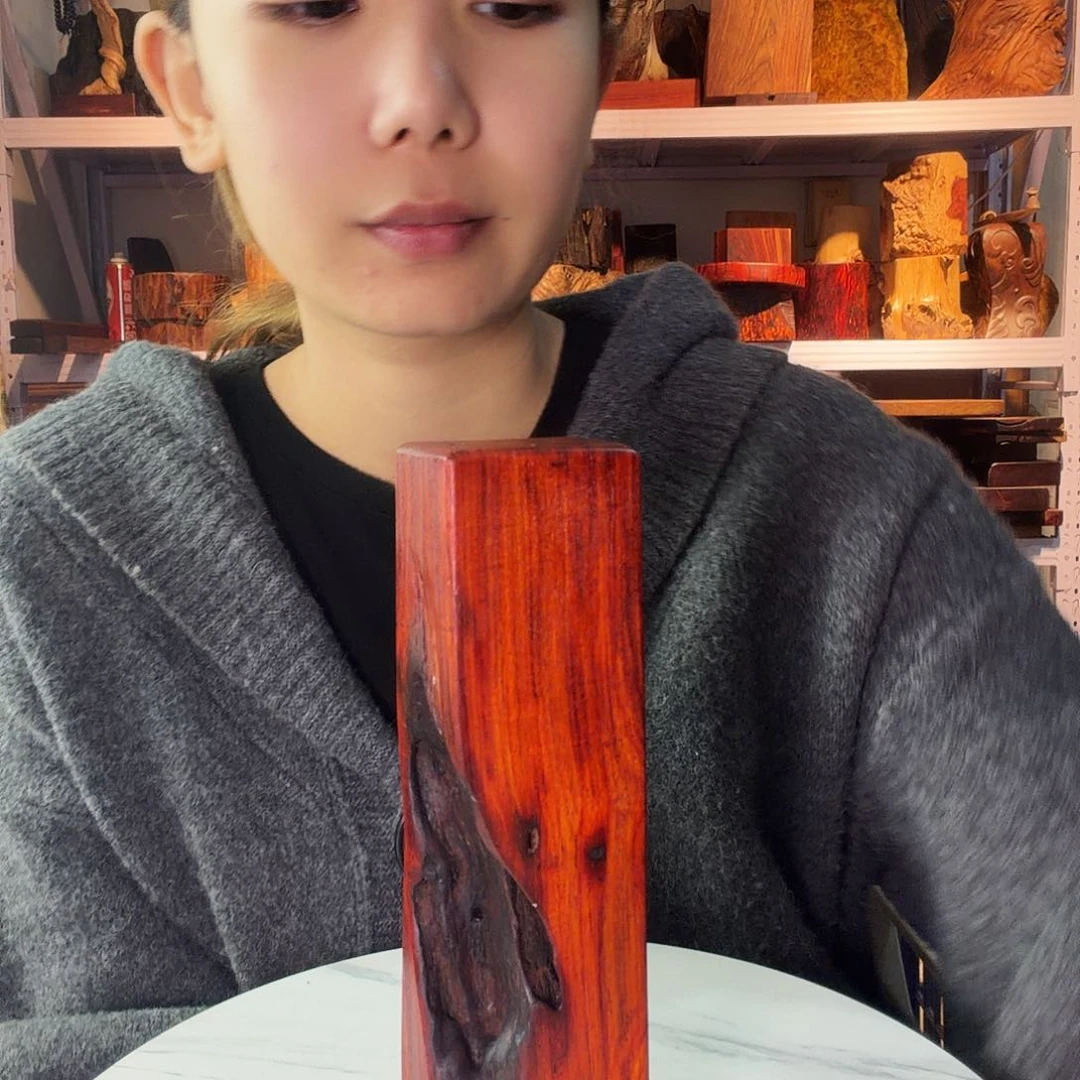 紫檀木类端景台嘟**长