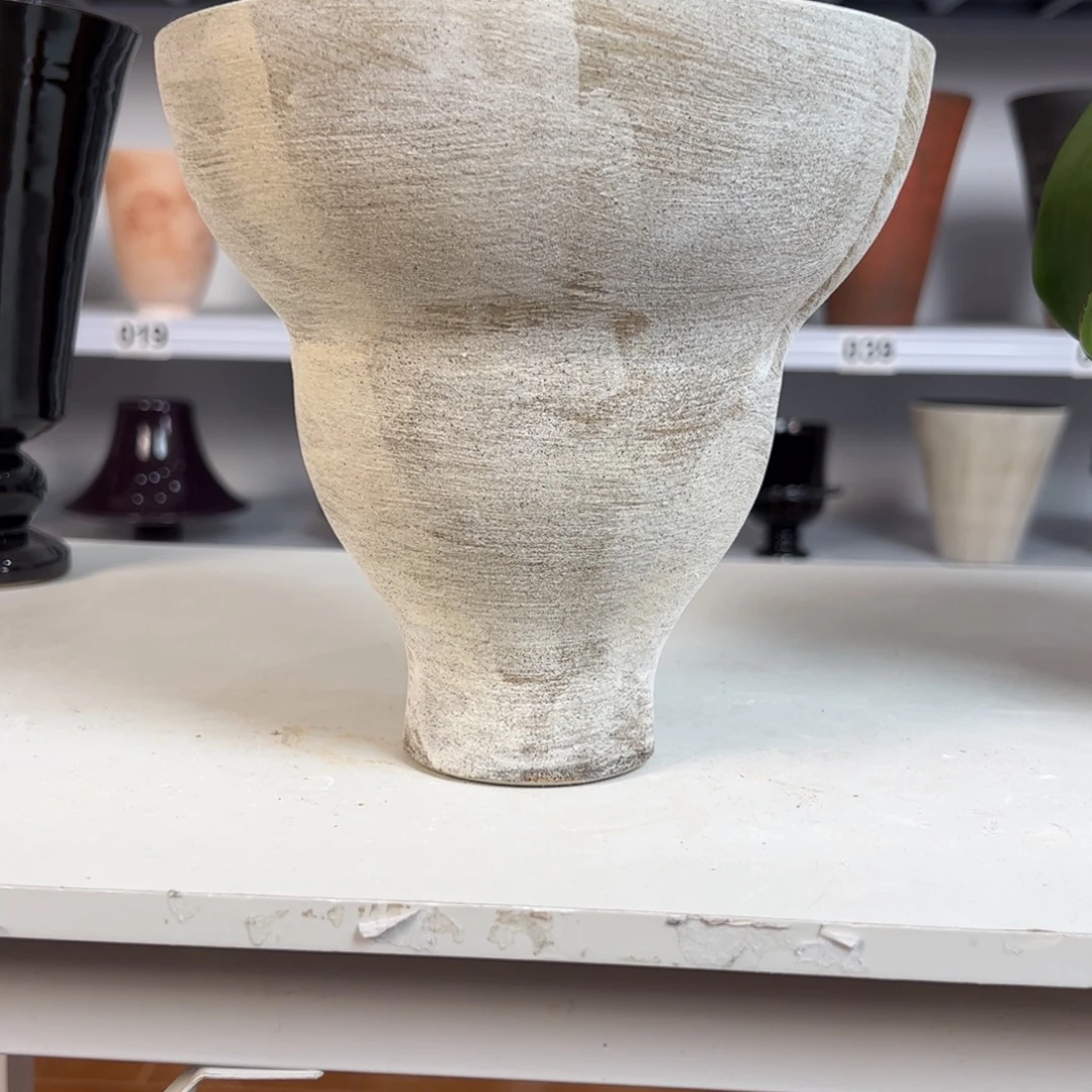 雅***丽景德镇手工花盆有孔