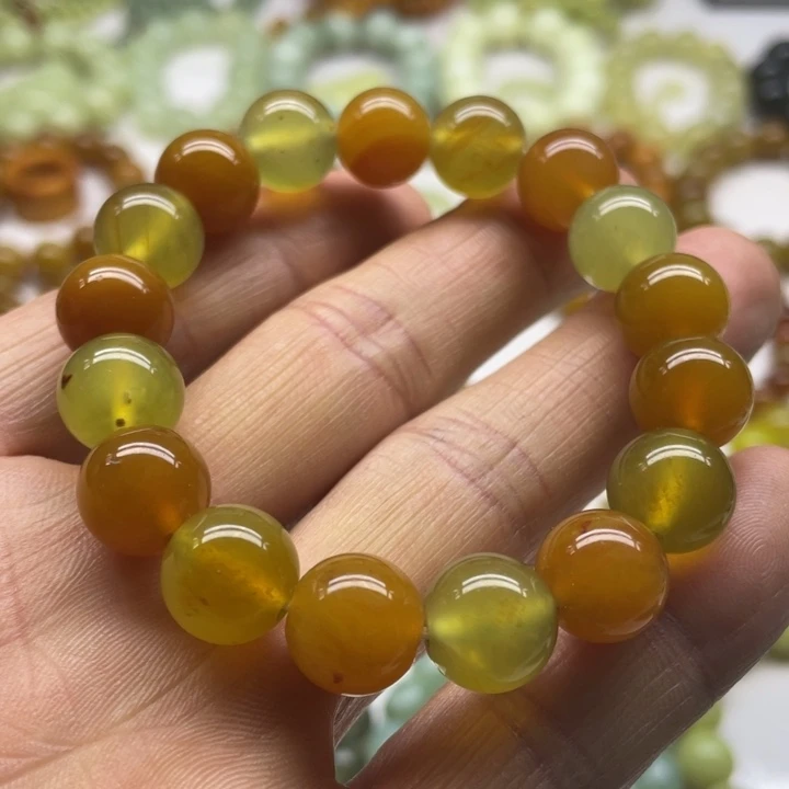 蛇纹石玉手串未镶嵌丹**轩