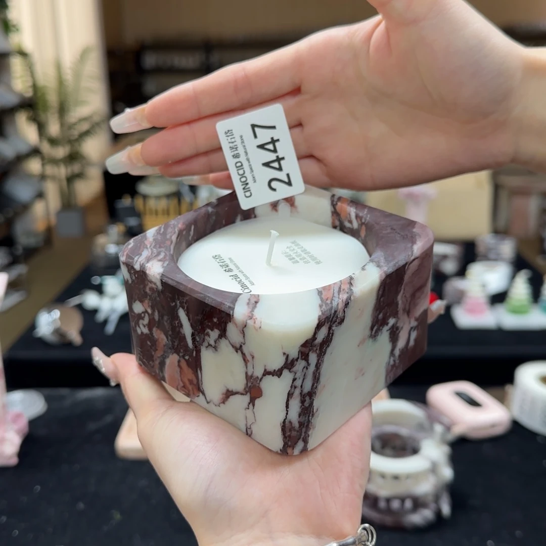 2447 宝格丽紫唱片机香薰