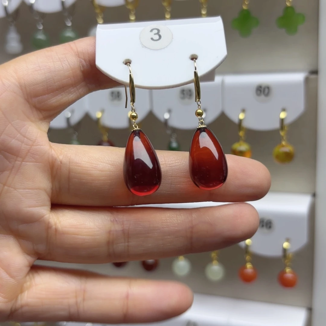 血珀18K金镶嵌耳饰