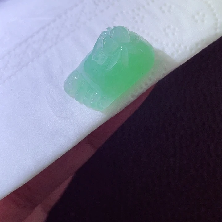 未镶嵌定制翡翠翡翠