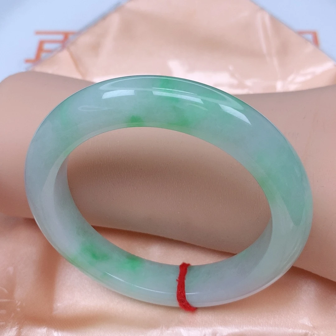 【闪购商品】未镶嵌手镯翡翠，53